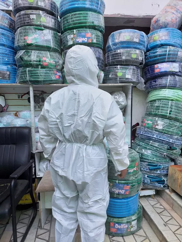   Защитный комбинезон с капюшоном одноразовые и многоразовые Оптом за шт