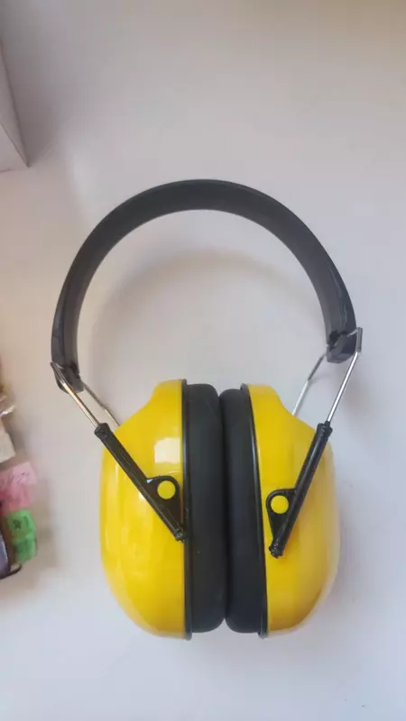   Строительные наушники противошумные защита от шума очень хорошого качества