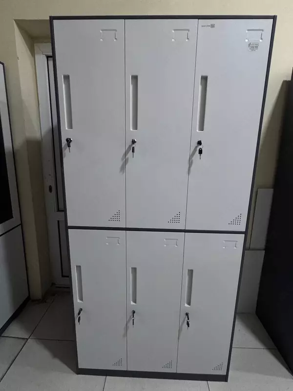 Kiyim almashtirish uchun metall shkaf - 2 640 000 so'm