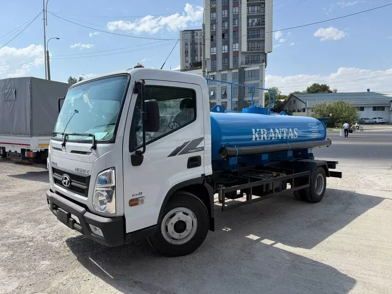 Автоцистерна для технической воды 4 м3 HYUNDAI EX8 Только в розницу