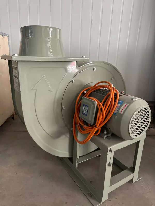 Лазерный станок для резки металла 3 кВт длиной 3 метра (1500x3000 мм). ООО "PICADO"