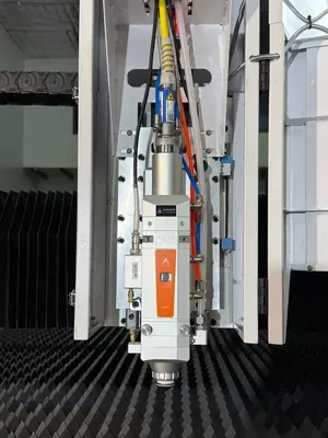 Лазерный станок для резки металла 1