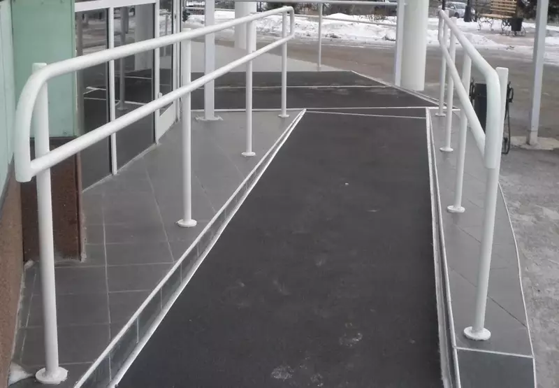 Полимерное антискользящее покрытие на пандус - 250 000 сум