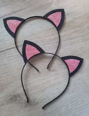 Qora mushukning Xellouin mavzusidagi bosh tasmalari