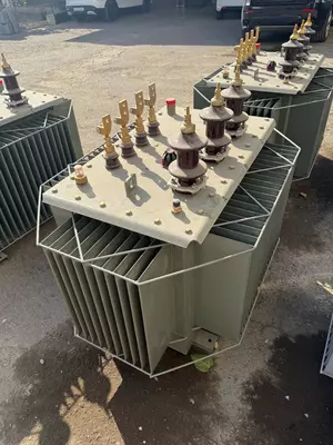 Трансформатор трехфазной масляного типа ТМГ 400/10(6)/0,4 кВА Трансформатор трехфазной масляного типа ТМГ 400/10(6)/0,4 кВА