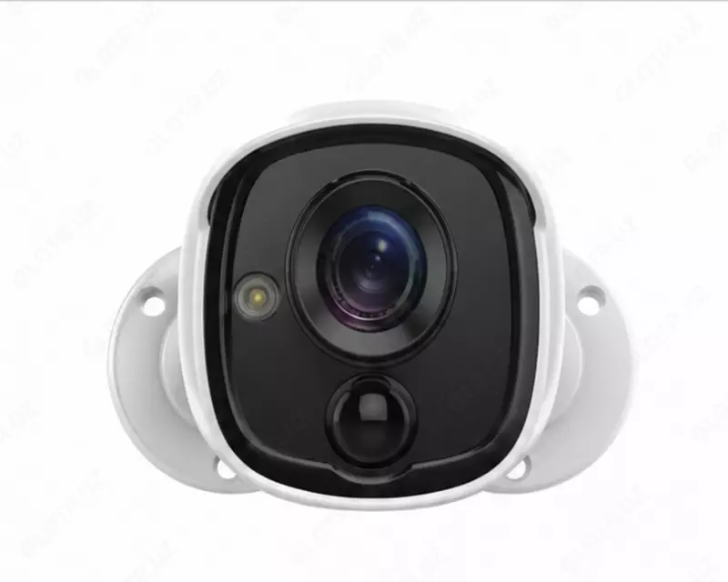   Videokuzatuv kamerasi DS-2CE11H0T-PIRLP (2.8 mm)