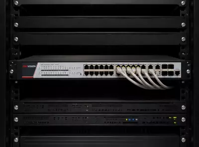  Коммутатор DS-3E2528P(B) - 