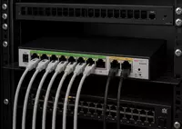  DS-3WG210GP-SI управляемый гигабитный PoE-маршрутизатор - 