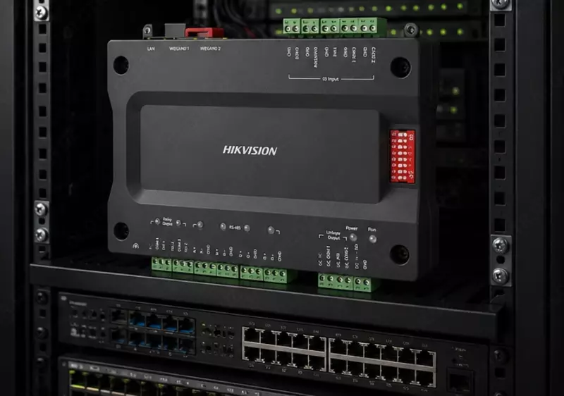   DS-K2210 сетевой контроллер системы контроля и управления доступом (СКУД)