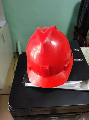 85 000 сум / шт Шахтерская Каска строительная с фонариком (под заказ без фонариком) класс ААА