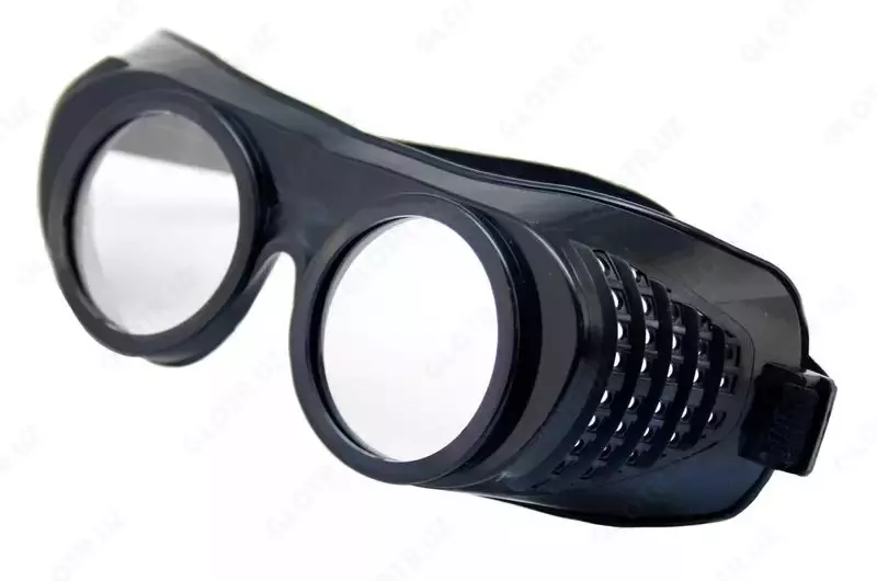 Очки ЗН-2 слесарные резиновая оправа - 15 000 сум