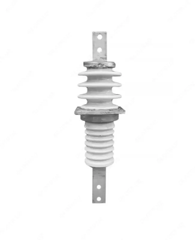 Изолятор проходной ИПУ-10/630-7.5  УХЛ1  овальный фланец (Арт. - 31559)