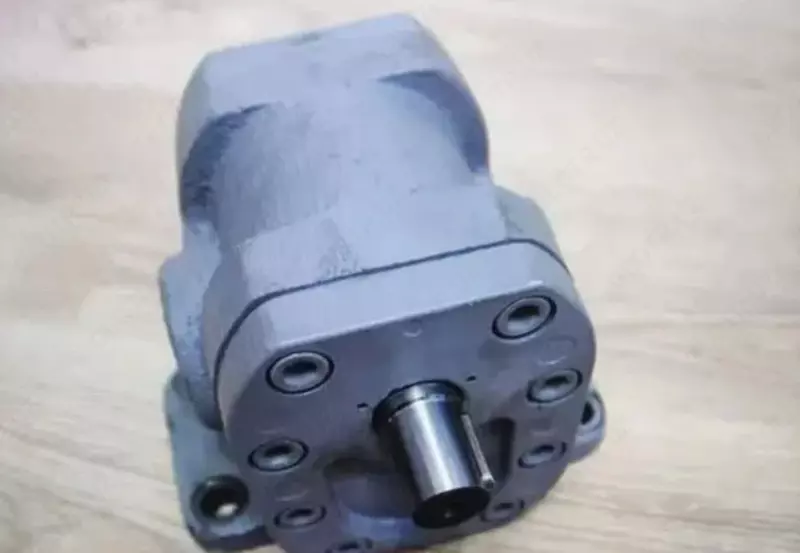   Насос шестеренный Г11-24А (Арт. - 233047(в))