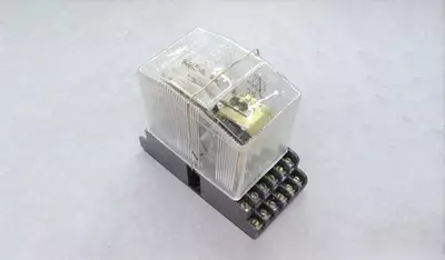 RPU-2-M3 universal oraliq relesi