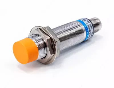  Induktiv yaqinlik datchigi LJ18A3-8-Z/BY PNP NO 6–36 VDC Chakana savdo