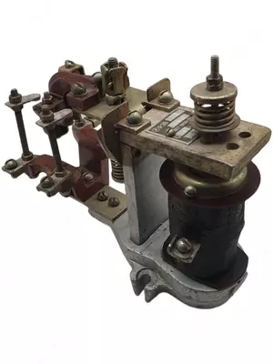 Vaqt rölesi REV-811 U3110V DC IP00  elektromagnit taymer rölesi (1308886-modda)