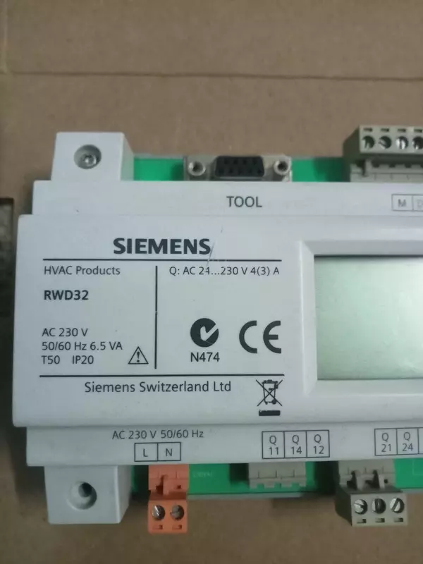  Универсальный контроллер Siemens RWD32 - 