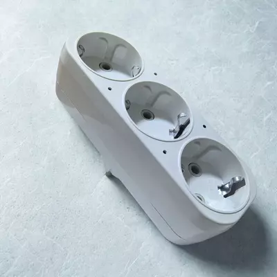 Камера-тройник с розеткой