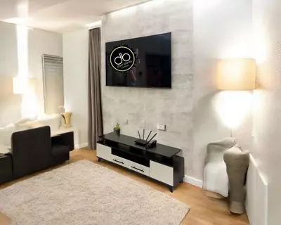 Televizor tagi tumba Televizor tagi tumba