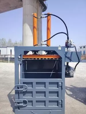 Цена по запросу Вертикальный гидравлический пресс 30 тонн