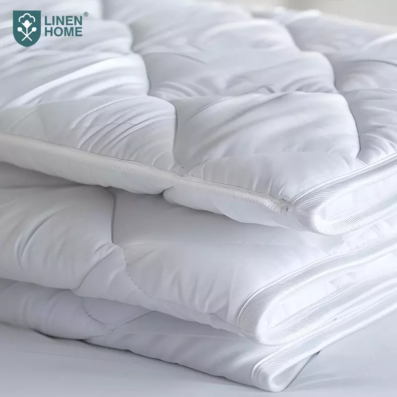 Наматрасник на резинке - от {0} сум