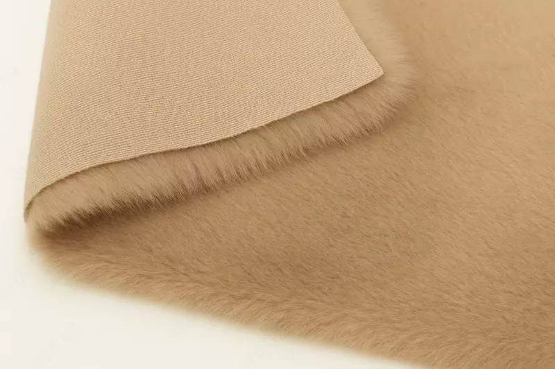 по запросу Мех для обуви и одежды с содержанием овечьей шерсти на трикотажной основе