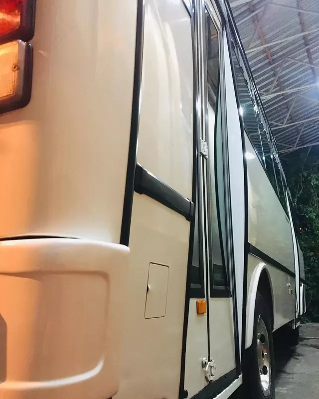 Avtobus xizmatlari Chakana savdo