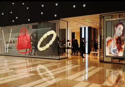 Ichki shaffof LED displey P3 Chakana savdo