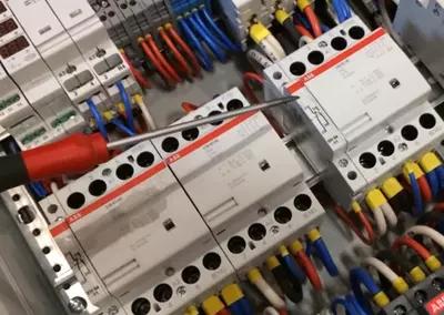 Taqsimlovchi elektr shkafi (ShR) - Narx so'rov asosida