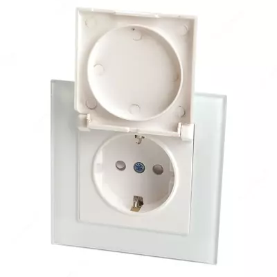   SOLO S/Z s krish (розетка с заземлением и крышкой)
