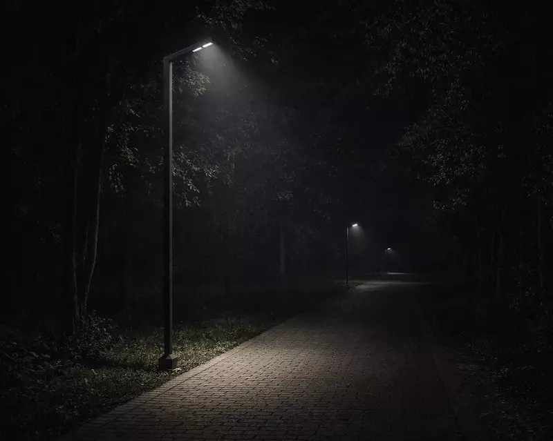  Уличный фонарь DSL - 001/4/1 35W Ф120х80 ООО TUNGI TOSHKENT