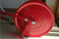   Пожарный шланг катушка