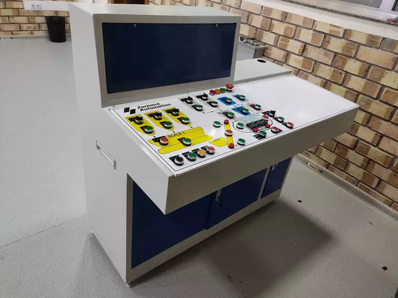  Пульт управления для бетонных заводов Прочее электрооборудование