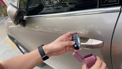 Услуга вскрытия автомобиля