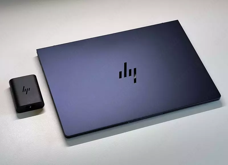   Ультрабук HP EliteBook Ultra G1i 14.0 2.8K Touch (Core Ultra 7 258V  32GB  1TB SSD) Windows 11 Pro