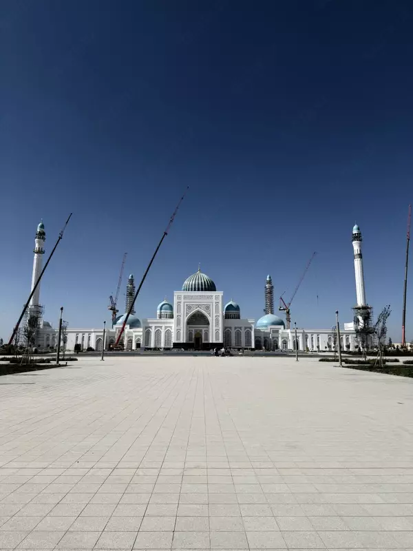 Услуги по укладке брусчатки для дворов  тротуаров и придомовых территорий