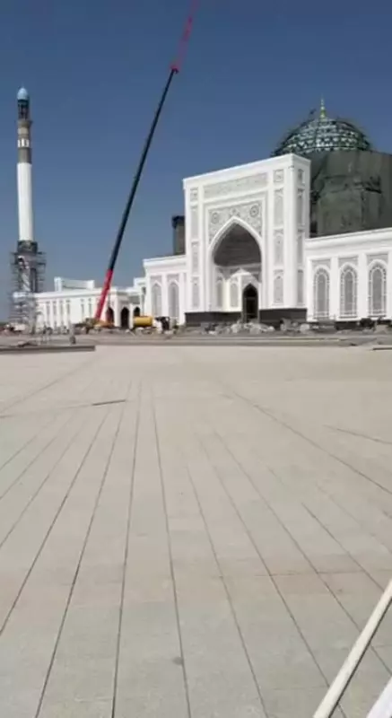   Услуги по укладке брусчатки для дворов  тротуаров и придомовых территорий