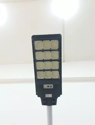   Quyosh panellari yordamida ko‘chani yoritish