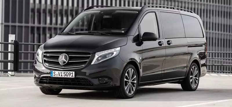 Mehmonlar uchun shahar transporti xizmati  qora Mercedes-Benz V-class Vito (aeroport transferi)