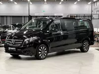 Qora Mercedes-Benz V-class Vito avtomobilida 10 soatgacha ijara asosida shahar boylab mehmonlarni tashish xizmati