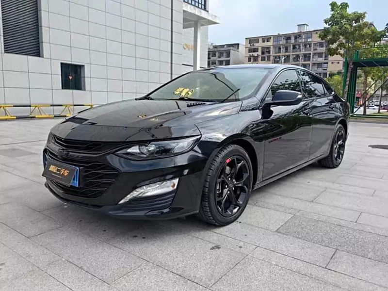 Услуга по перевозке гостей по городу на условиях проката до 10 часов на Chevrolet Malibu-2 A/T  черный