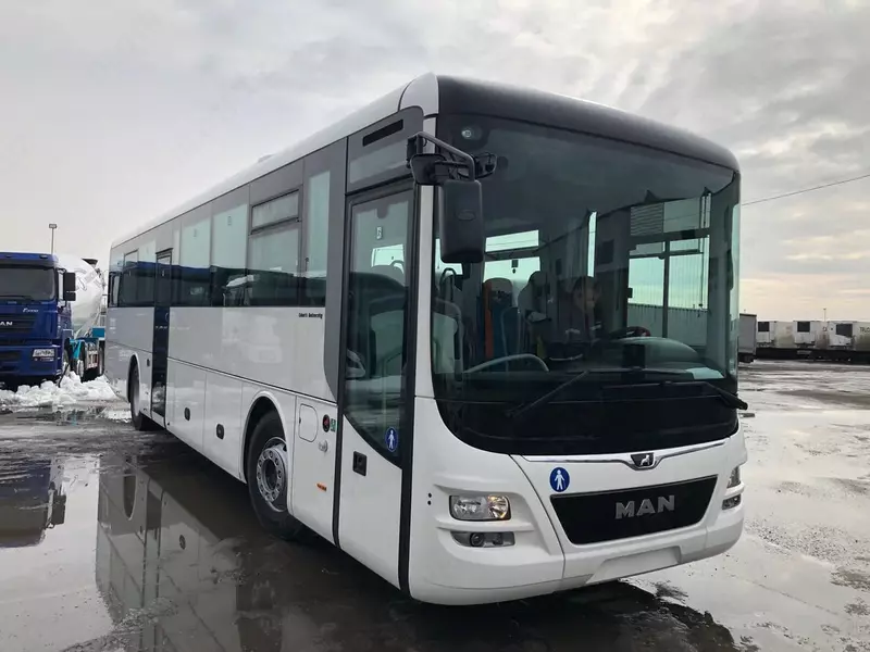 Mehmonlar uchun shahar transporti xizmati  MAN avtobusi  oq rangda  48 orindiq (Aeroport transferi)
