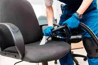 Услуга по выездной чистке стульев и табуретов