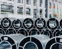 Sovuq prokatli  issiq ruxlangan va polimer qoplamali listli prokat rulonlarda  0 55 mm