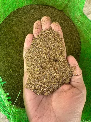 Qishloq xo‘jaligi hayvonlari uchun ozuqa mahsuloti Shrot Raps