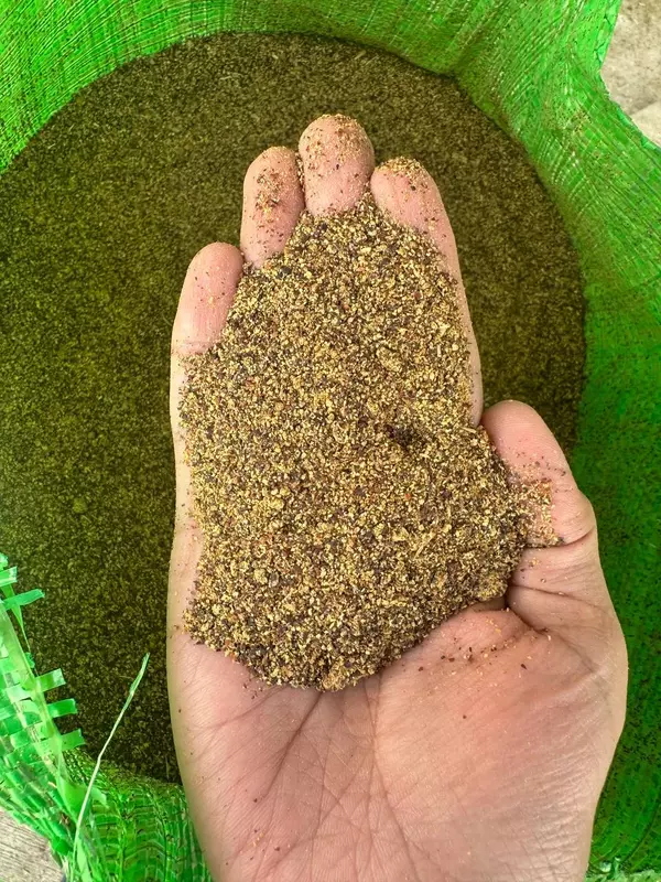 Qishloq xo‘jaligi hayvonlari uchun ozuqa mahsuloti Shrot Raps