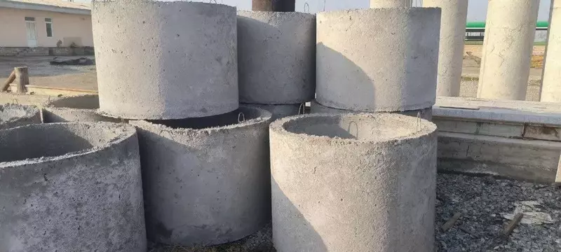   Железобетонный колодец