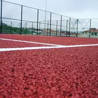  Укладка бесшовного резинового покрытия - 