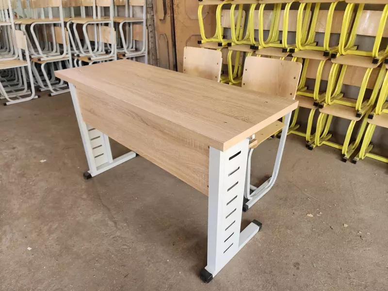 Школьная парта