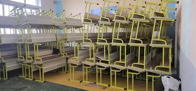 Школьная парта